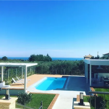 Villa Nikki *